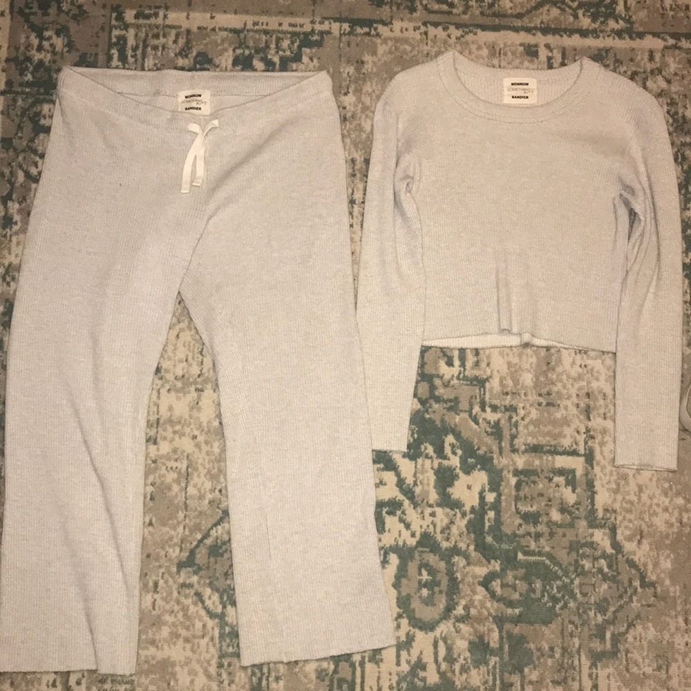 Monrow / Something navy set ✨